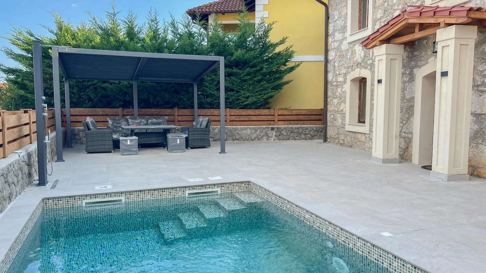 Stone Villa Otranto With Pool, Close To Opatija Icici Croatia